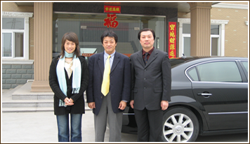 CUSTOMERS FROM JAPAN INSPECT AND PURCHASE CONVEYER EQUIPMENTS IN OUR COMPANY